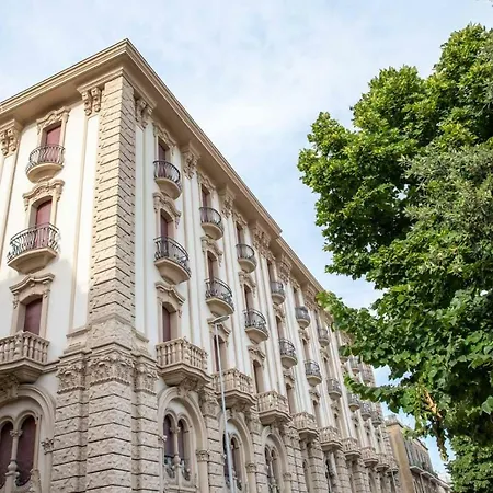 Tamborino Palace *
